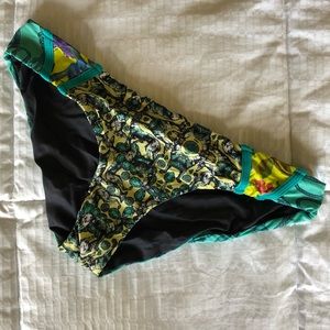 👙Maaji Reversible Bikini Bottoms👙